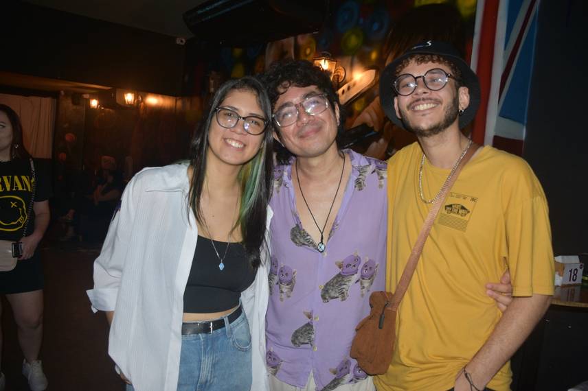 Festival Findie Semana reúne público animado com shows de bandas autorais no Roots Festival Findie Semana reúne público animado com shows de bandas autorais no Roots