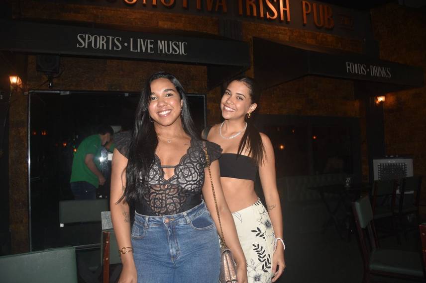 Galera jovem agita Locomotiva Irish Pub neste sábado (08) Galera jovem agita Locomotiva Irish Pub neste sábado (08)