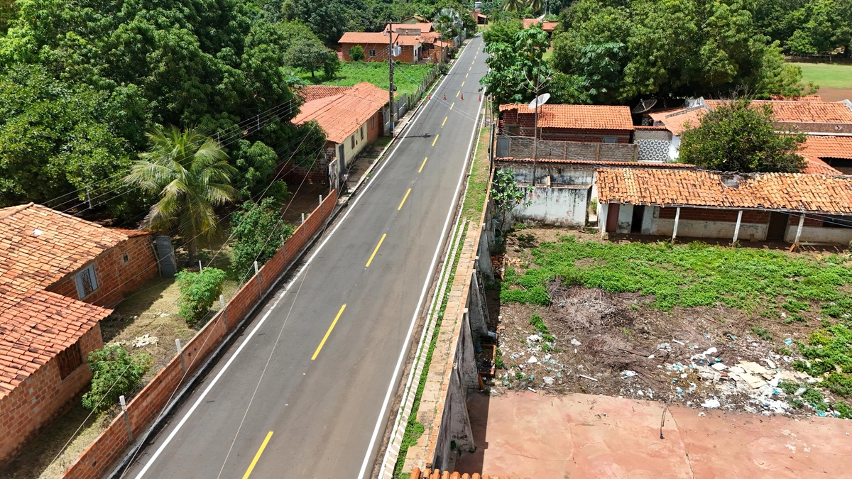 Governador inaugura obras de pavimentação após celebração da Batalha do Jenipapo