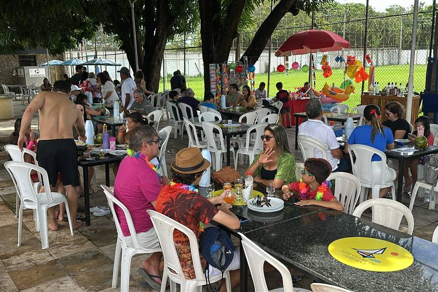 Iate Clube realiza nova edição da sua tradicional matinê de carnaval Iate Clube realiza nova edição da sua tradicional matinê de carnaval
