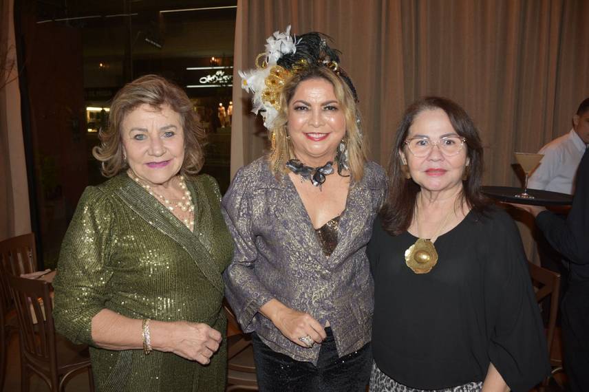 Luciene Sampaio promove 3ª edição da festa Gente é pra Brilhar no Seu Zé Restobar Luciene Sampaio promove 3ª edição da festa Gente é pra Brilhar no Seu Zé Restobar