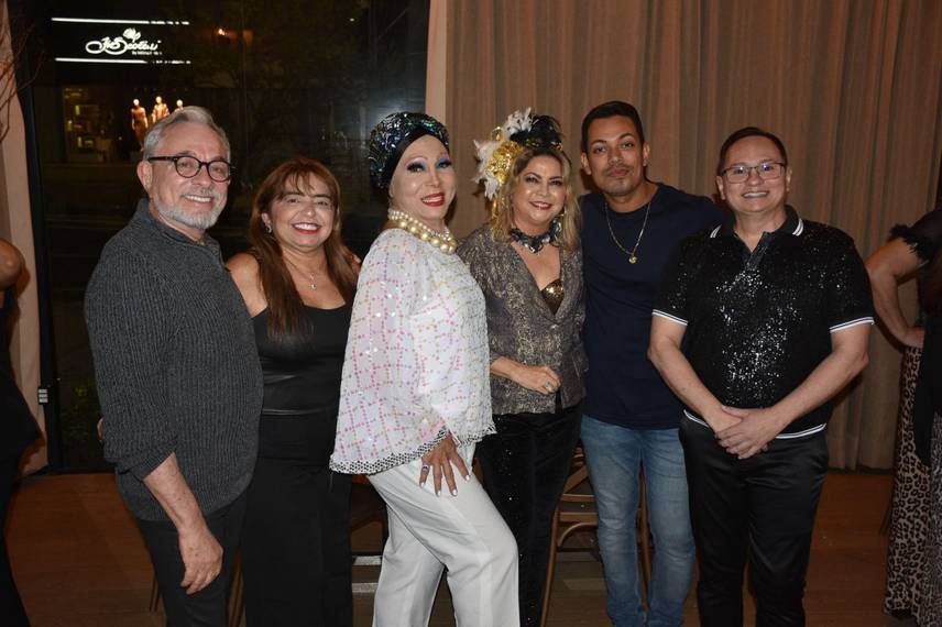 Luciene Sampaio promove 3ª edição da festa Gente é pra Brilhar no Seu Zé Restobar Luciene Sampaio promove 3ª edição da festa Gente é pra Brilhar no Seu Zé Restobar
