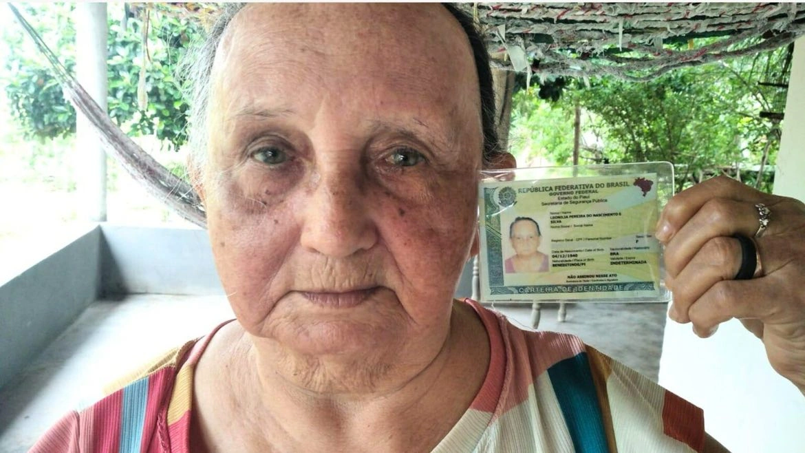 Mulheres são maioria na emissão da nova carteira de identidade no Piauí
