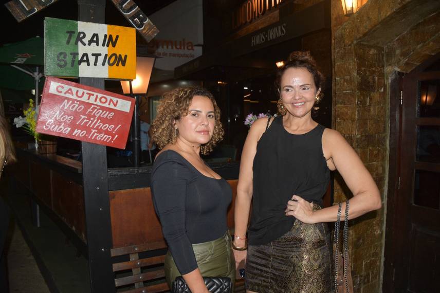 Noite de Rock agita clientes com sucessos no Locomotiva Irish Pub, em Teresina Noite de Rock agita clientes com sucessos no Locomotiva Irish Pub, em Teresina