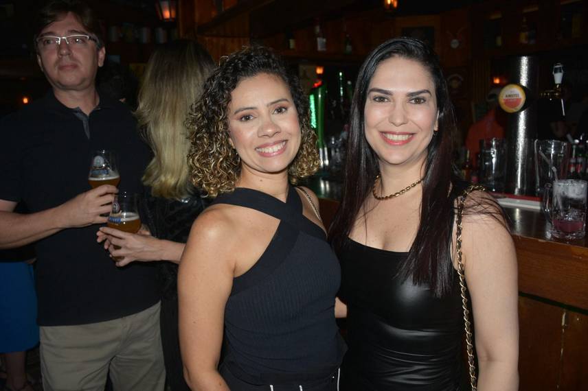 Noite de Rock agita clientes com sucessos no Locomotiva Irish Pub, em Teresina Noite de Rock agita clientes com sucessos no Locomotiva Irish Pub, em Teresina