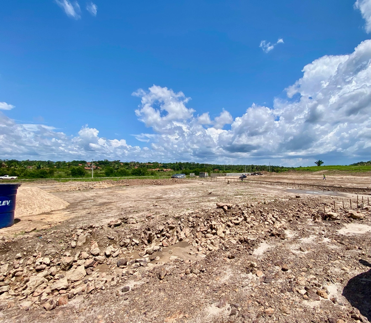 Obra do IFPI avança em Esperantina e autoridades visitam o local