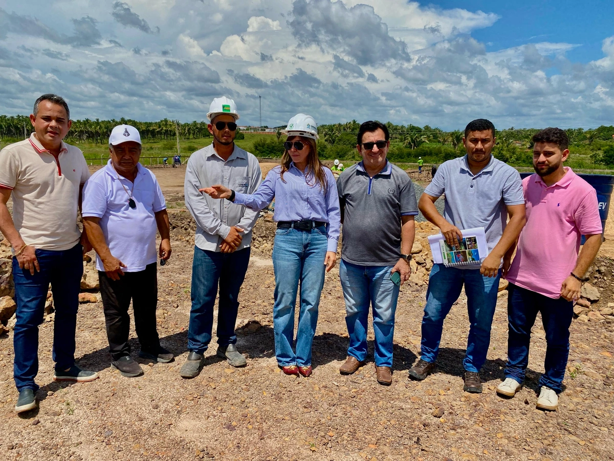 Obra do IFPI avança em Esperantina e autoridades visitam o local