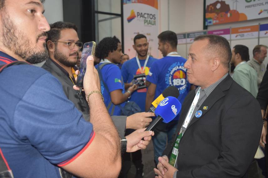 Pactos pelo Piauí Pactos pelo Piauí