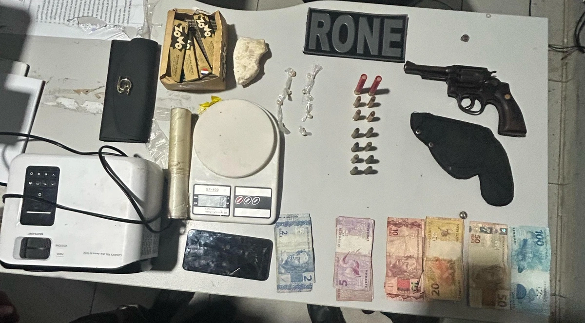 Polícia Militar prende casal e apreende arma e drogas em São Pedro do Piauí
