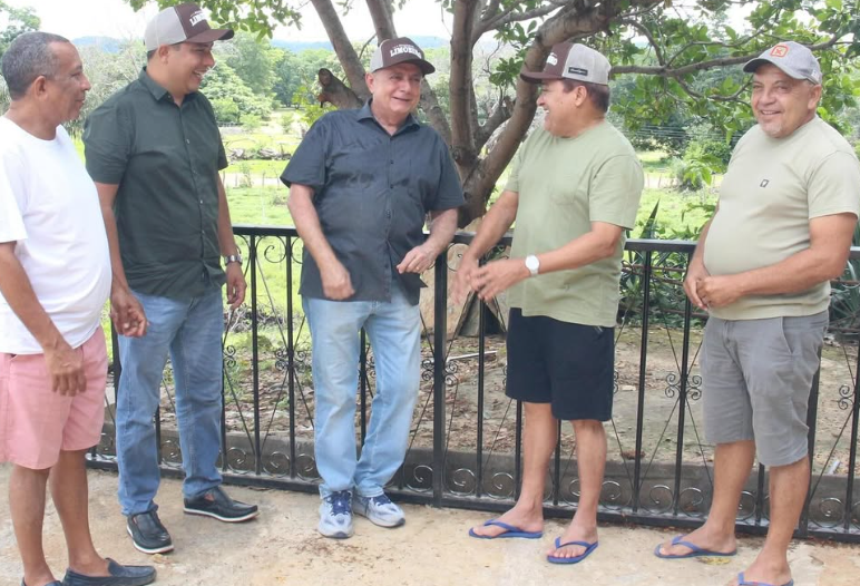 Prefeito Baltazar Campos se reúne com Flávio Nogueira