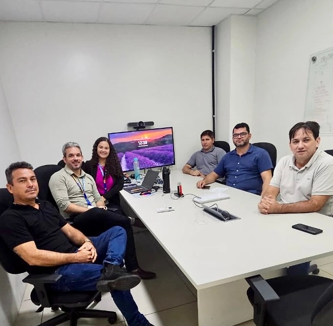 Prefeito de Bom Princípio do Piauí discute dívida milionária com Equatorial