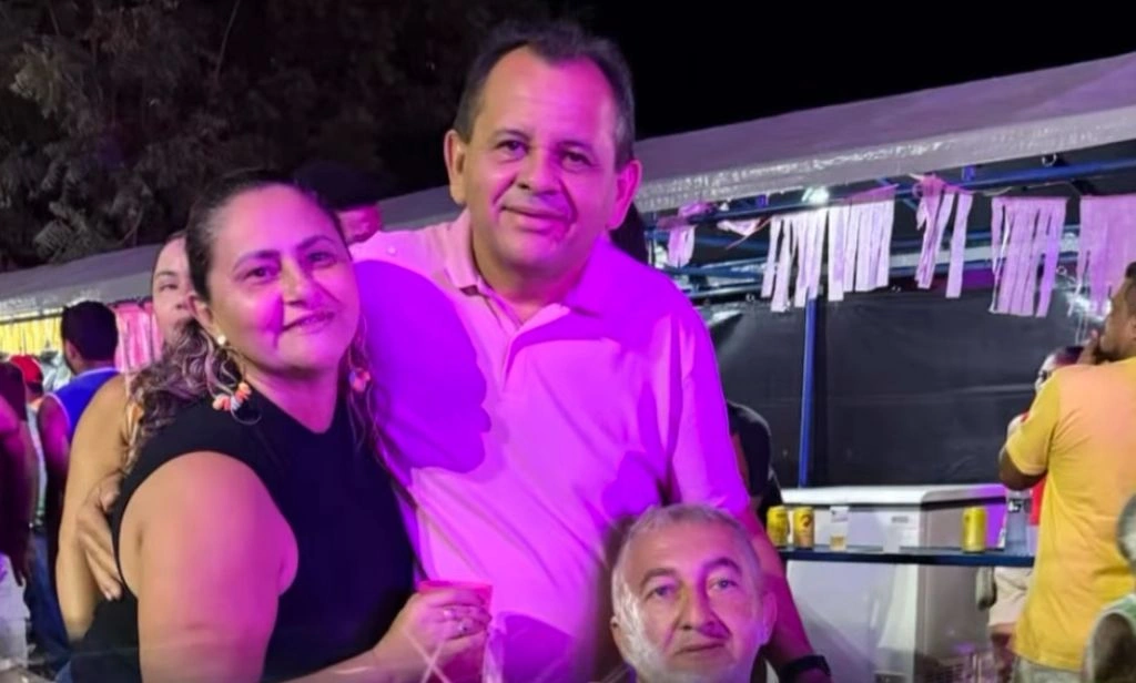 Prefeito de Parnarama participa da festa ‘Paiol Folia’ no povoado Paiol do Centro
