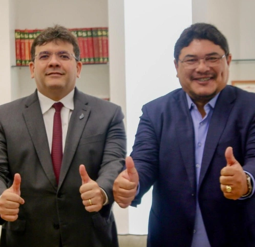 Prefeito Maxwell rebate fake news e reforça apoio ao governador Rafael Fonteles