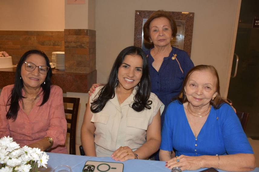 Rotary Club de Teresina Morada do Sol homenageia mulheres em evento festivo Rotary Club de Teresina Morada do Sol homenageia mulheres em evento festivo