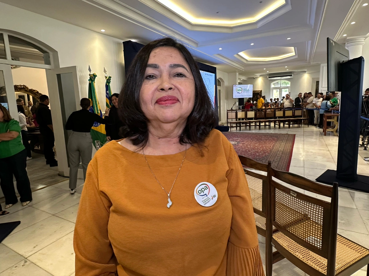 Secretária de Relações Sociais, Núbia Lopes