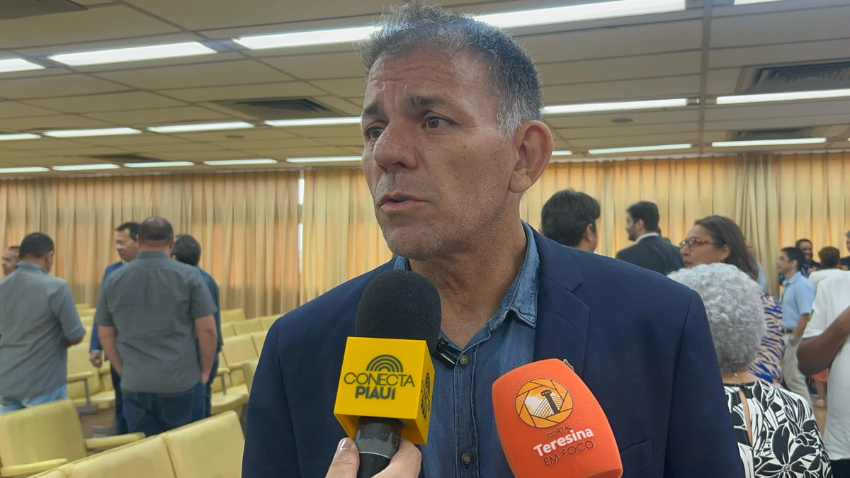 Secretário da Justiça do Piauí, coronel Carlos Augusto