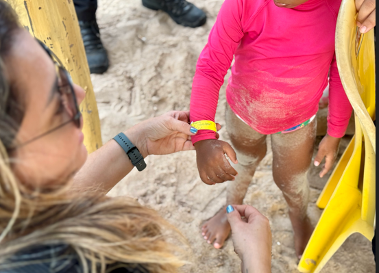 SSP realiza identificação de crianças nas praias do litoral do Piauí