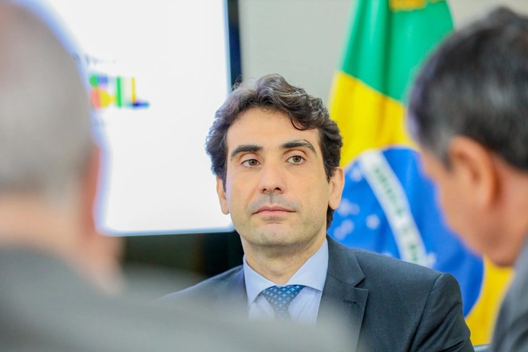 Wellington Dias e presidente do BC discutem o Programa Acredita