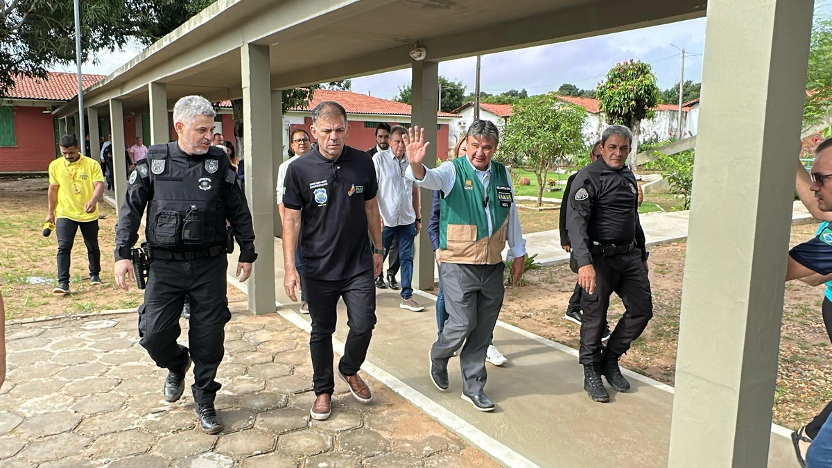 Wellington Dias visita projetos de ressocialização na penitenciária Major César