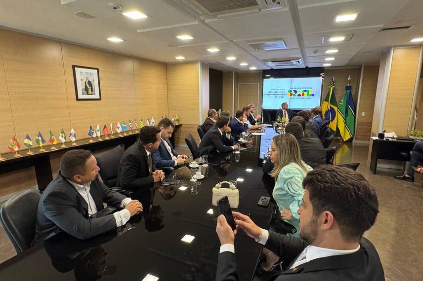 Admaelton Bezerra busca investimentos em Brasília Admaelton Bezerra busca investimentos em Brasília