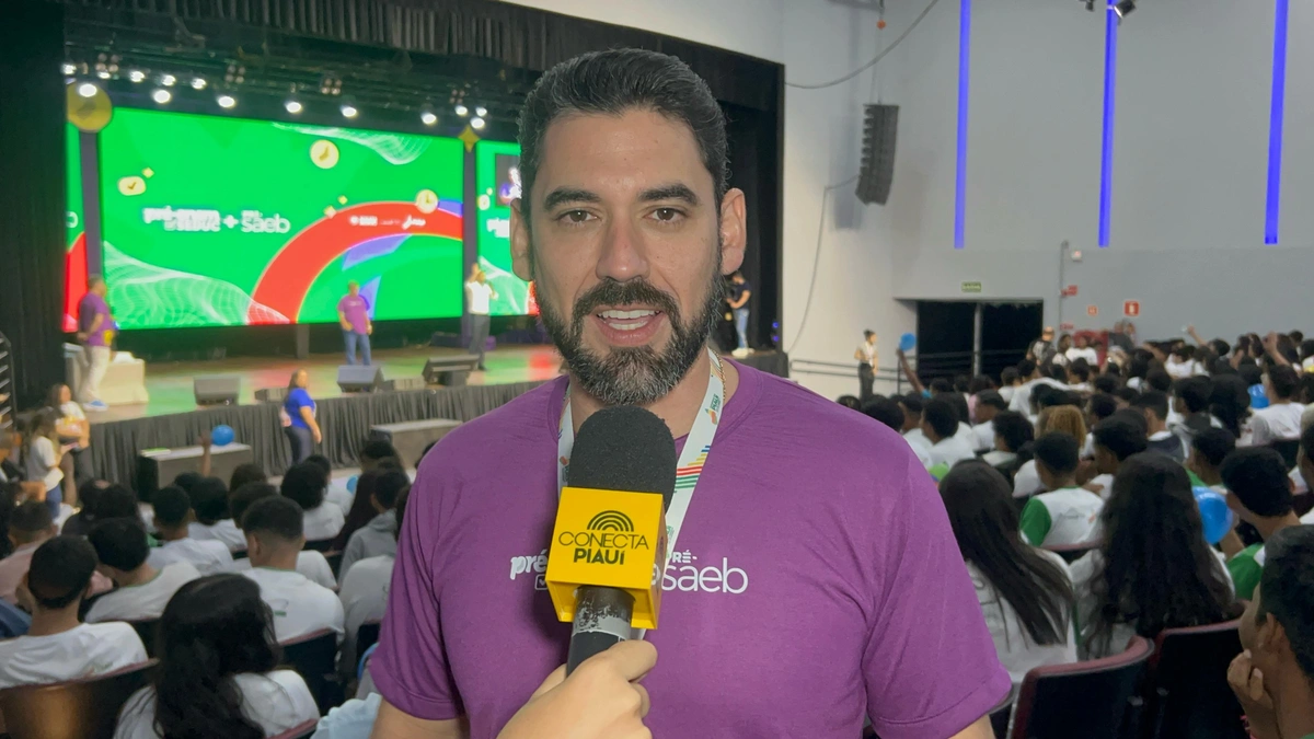 Emily Fabiane, estudante