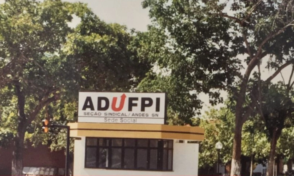 Fachada ADUFPI