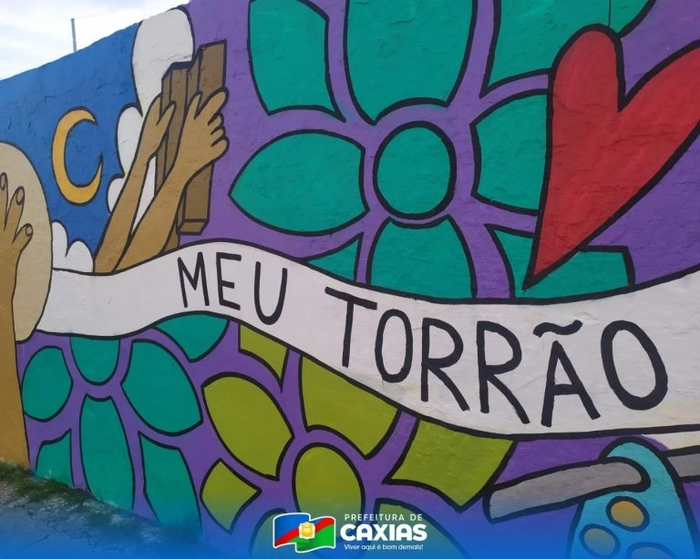 Ginásio de Caxias (MA) recebe intervenção artística do Programa Arte de Rua