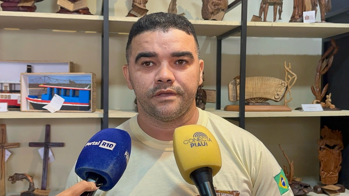 Josielton Sousa, escultor