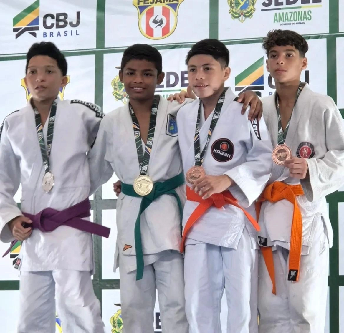 Judocas do Piauí conquistam 17 medalhas de ouro durante campeonato em Manaus