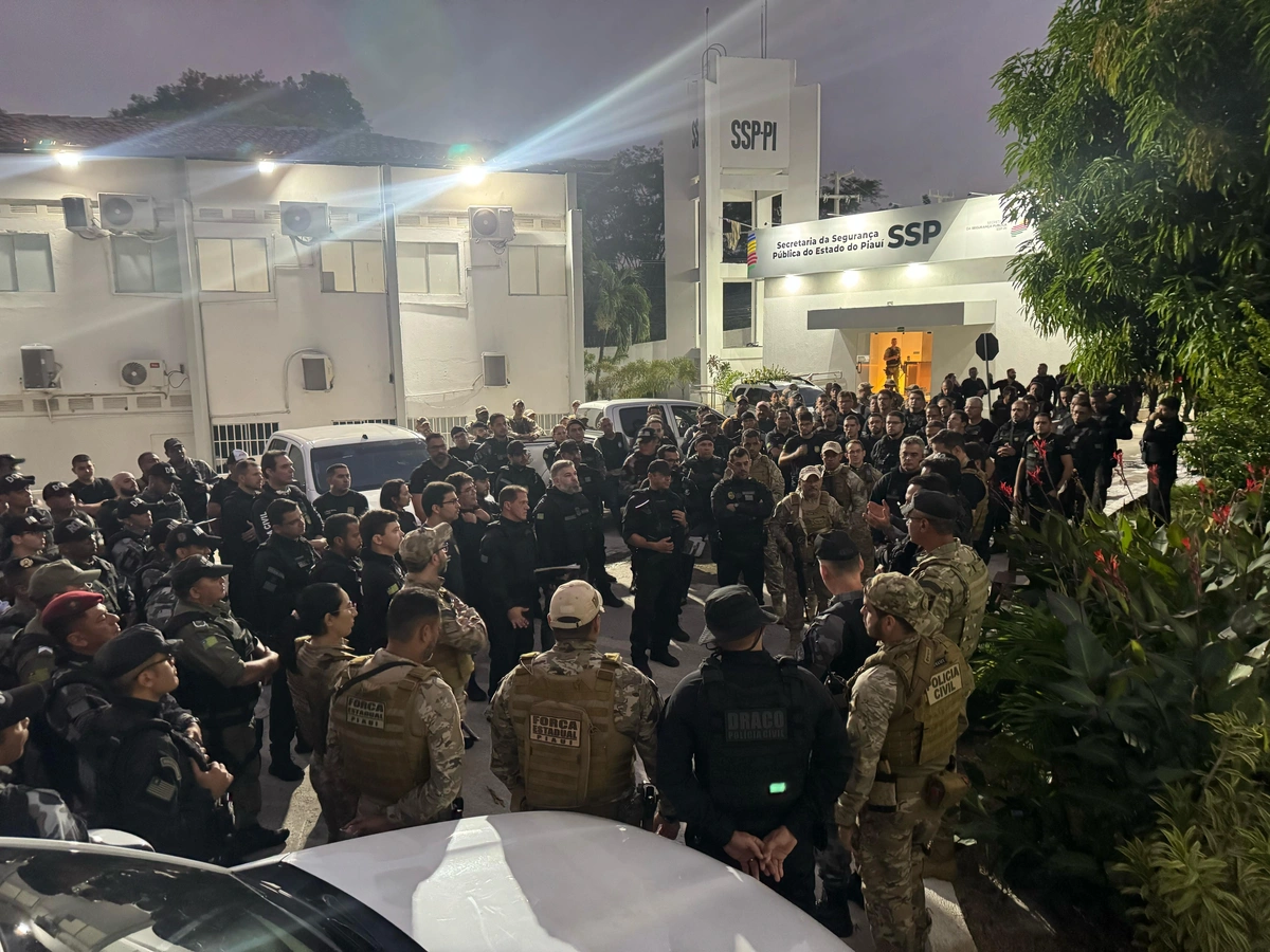 Megaoperação com mais de 120 policiais desarticula facção criminosa em Teresina