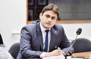 Ministro Juscelino Filho decide pedir demissão após ser denunciado pela PGR (Foto: Reprodução)