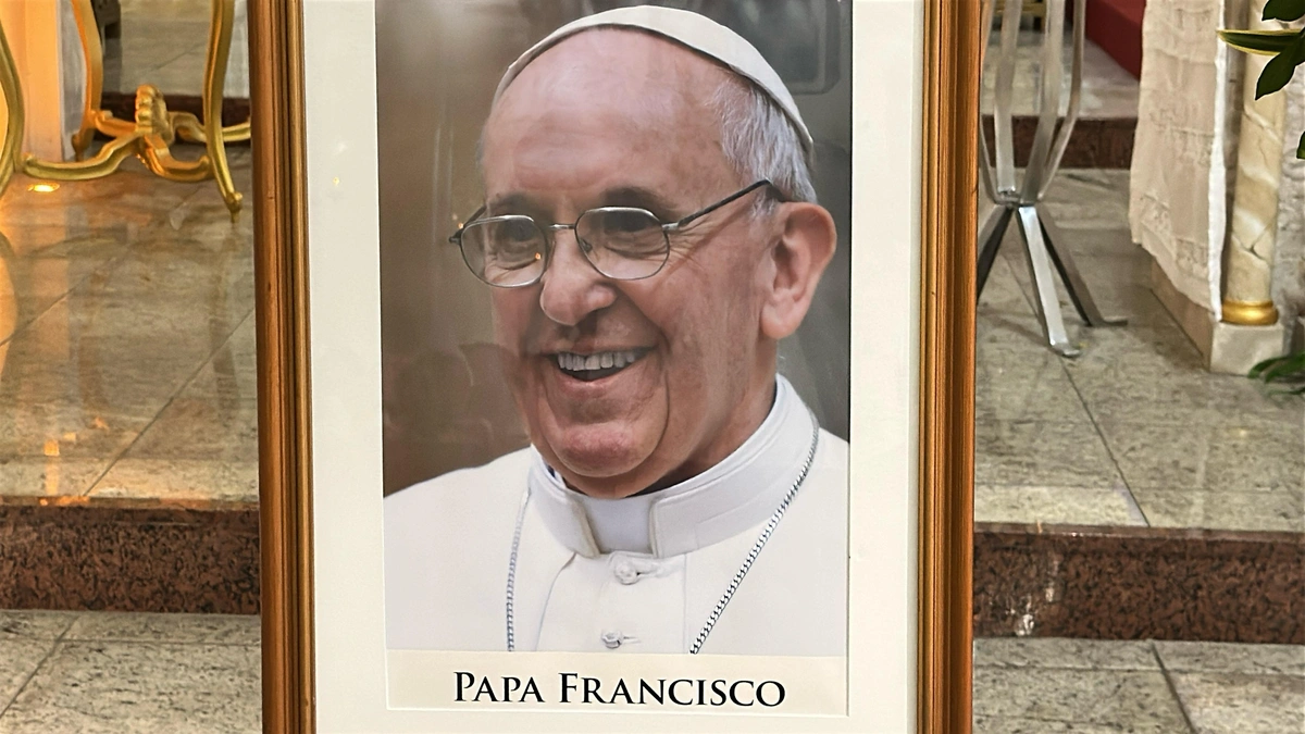 Missa na Catedral de Teresina celebra legado espiritual e social do Papa Francisco