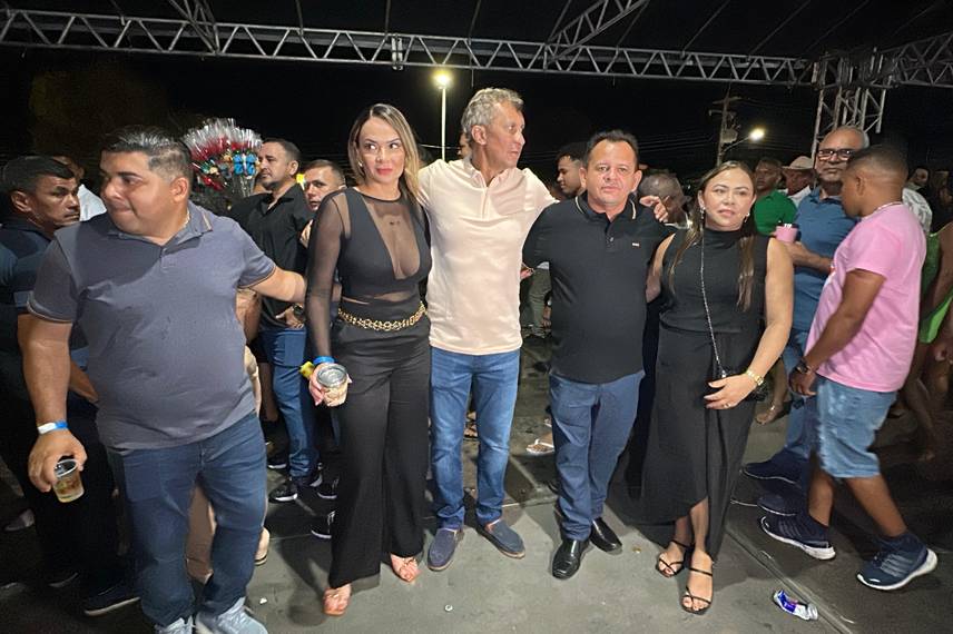 Parnarama celebra seus 76 anos com show Parnarama celebra seus 76 anos com show