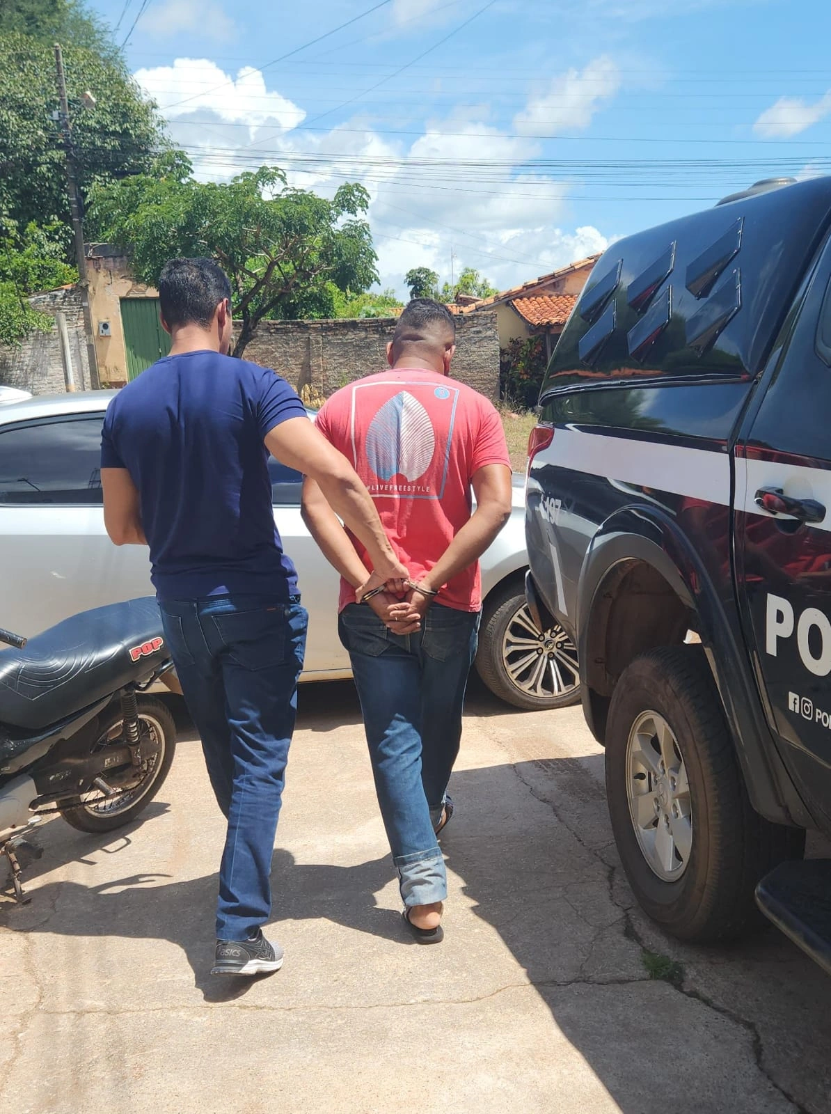 Polícia Civil cumpre mandado por tráfico de drogas em José de Freitas