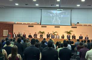 Polícia Civil do Piauí homenageia servidores com medalhas e troféus em Teresina (Foto: Conecta Piauí)