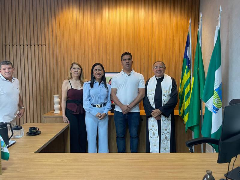 Prefeitura de Alto Longá reabre sede administrativa após revitalização