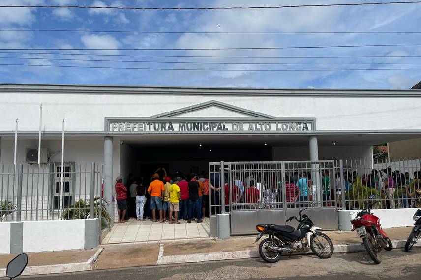 Prefeitura de Alto Longá reabre sede administrativa após revitalização Prefeitura de Alto Longá reabre sede administrativa após revitalização