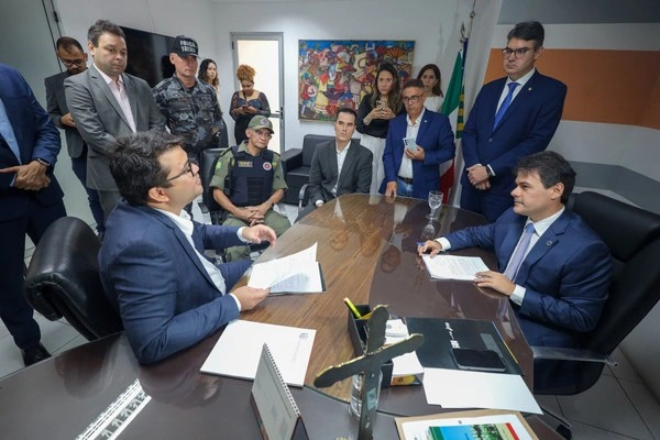 Projeto que torna obrigatório uso de câmeras por policiais chega à Alepi