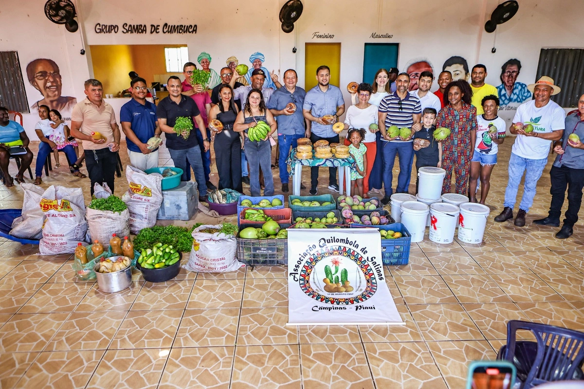 SAF entrega 1,3 mil quilos de alimentos para cozinha solidária no Vale do Canindé