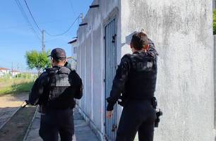DRACO realiza operação para remover pichações criminosas no Torquato Neto (Foto: Conecta Piauí)