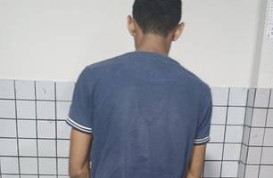 Homem com mandado por roubo é preso após romper tornozeleira em Teresina (Foto: Reprodução)