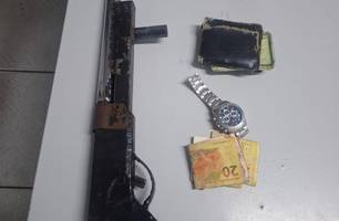 Homem é preso por porte ilegal de arma após perseguição no bairro Primavera (Foto: Reprodução)