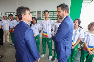 Severo Eulálio visita escola referência em educação integral no Piauí (Foto: ASCOM)