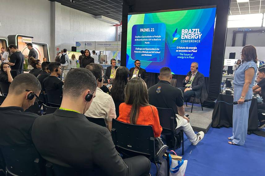 Brazil Energy: Painel 21 discute desafios na produção de Biocombustíveis no mundo Brazil Energy: Painel 21 discute desafios na produção de Biocombustíveis no mundo