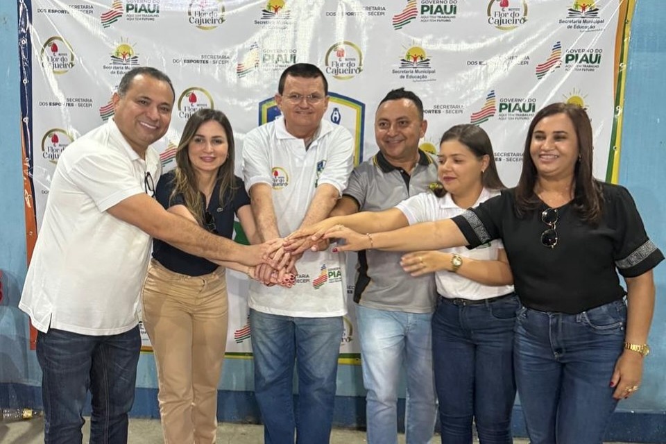 Deputado Evaldo Gomes celebra apoio às Olimpíadas Escolares de Patos