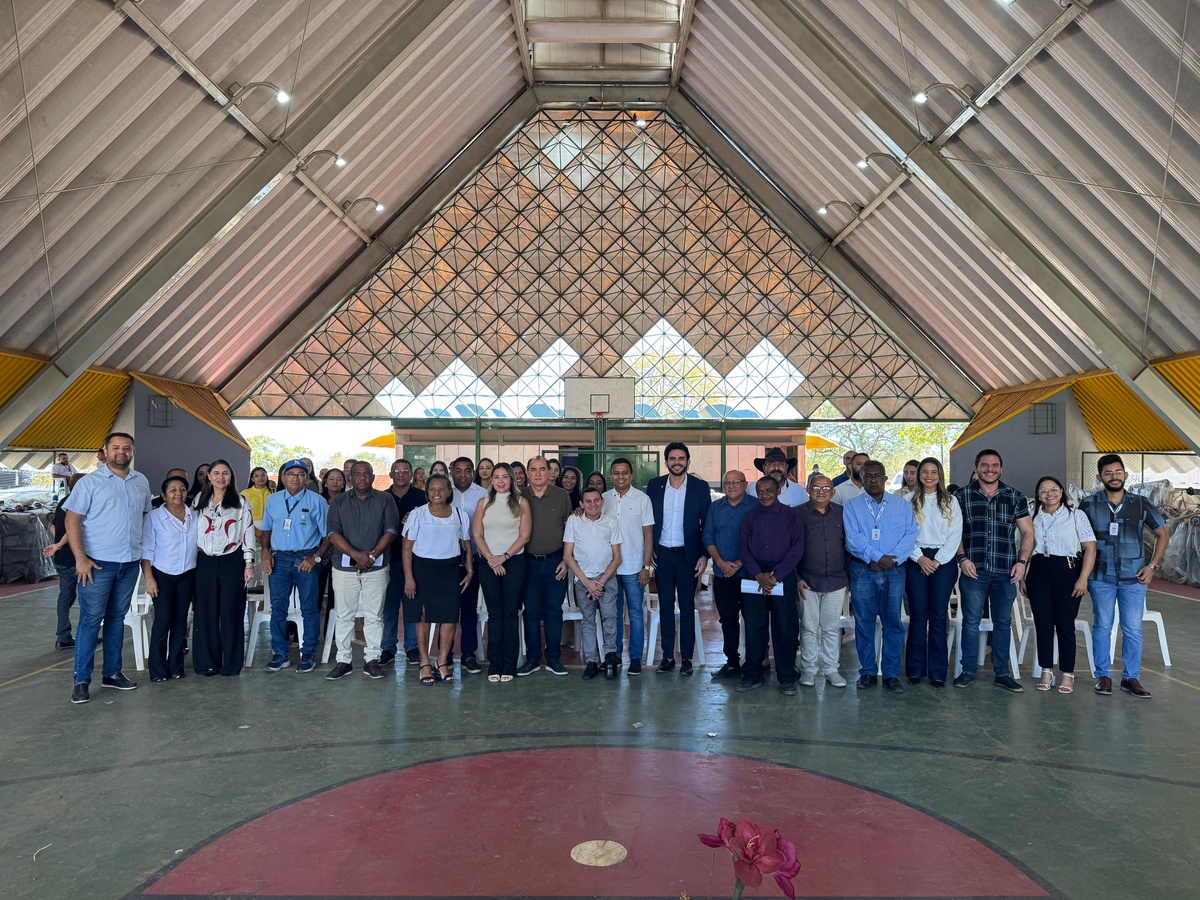 Dr. Marcus Kalume participa de entrega de órteses e próteses em Floriano