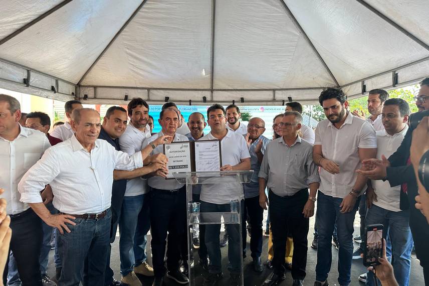 Em Floriano, Rafael Fonteles anuncia reforma e ampliação do cais da cidade Em Floriano, Rafael Fonteles anuncia reforma e ampliação do cais da cidade