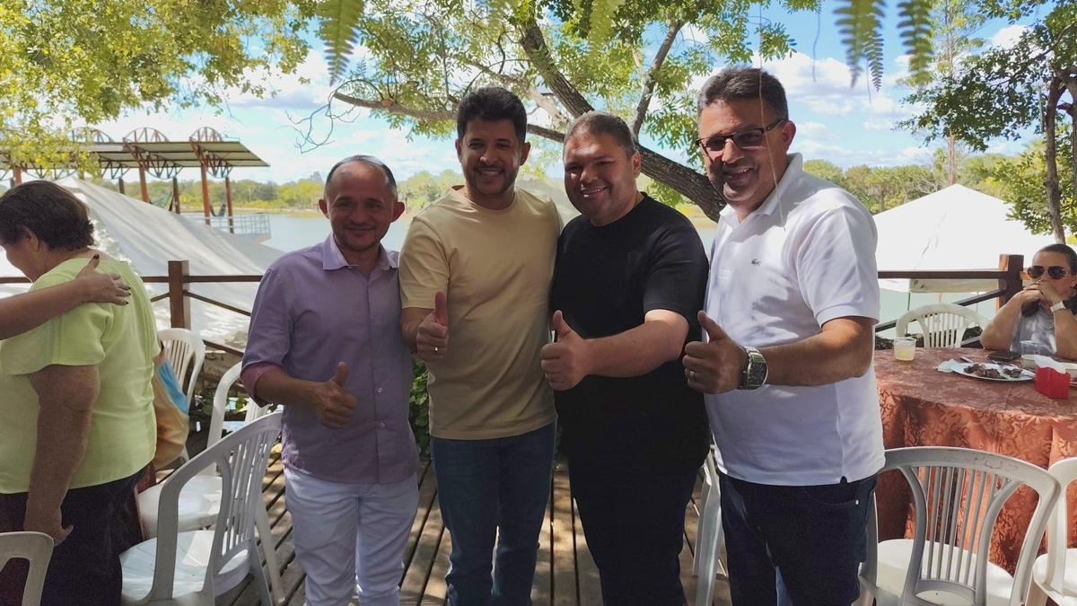 Encontro de prefeitos em Demerval Lobão fortalece união e troca de experiências