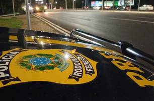 Fiscalização da Polícia Rodoviária Federal (Foto: Divulgação/PRF)