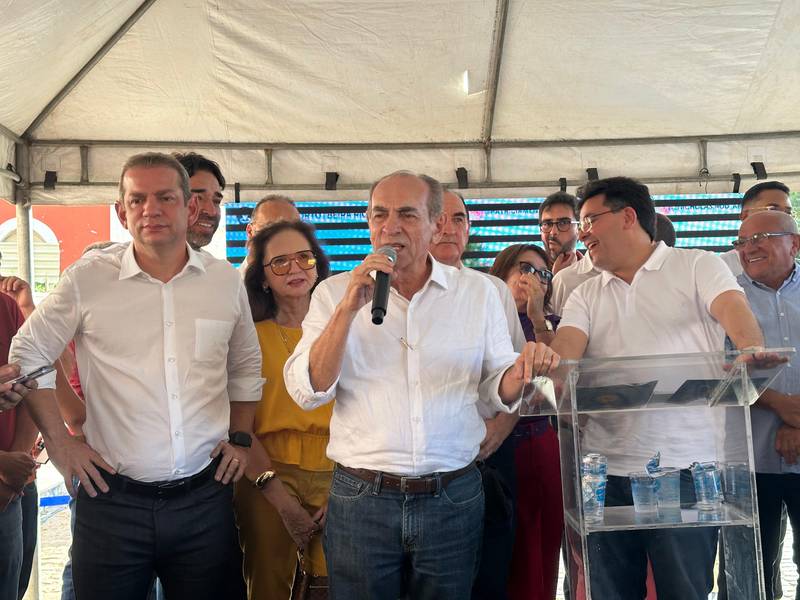 Governador entrega reforma do CETI Jacob Demes em Floriano com investimento de R$ 1,9 mi